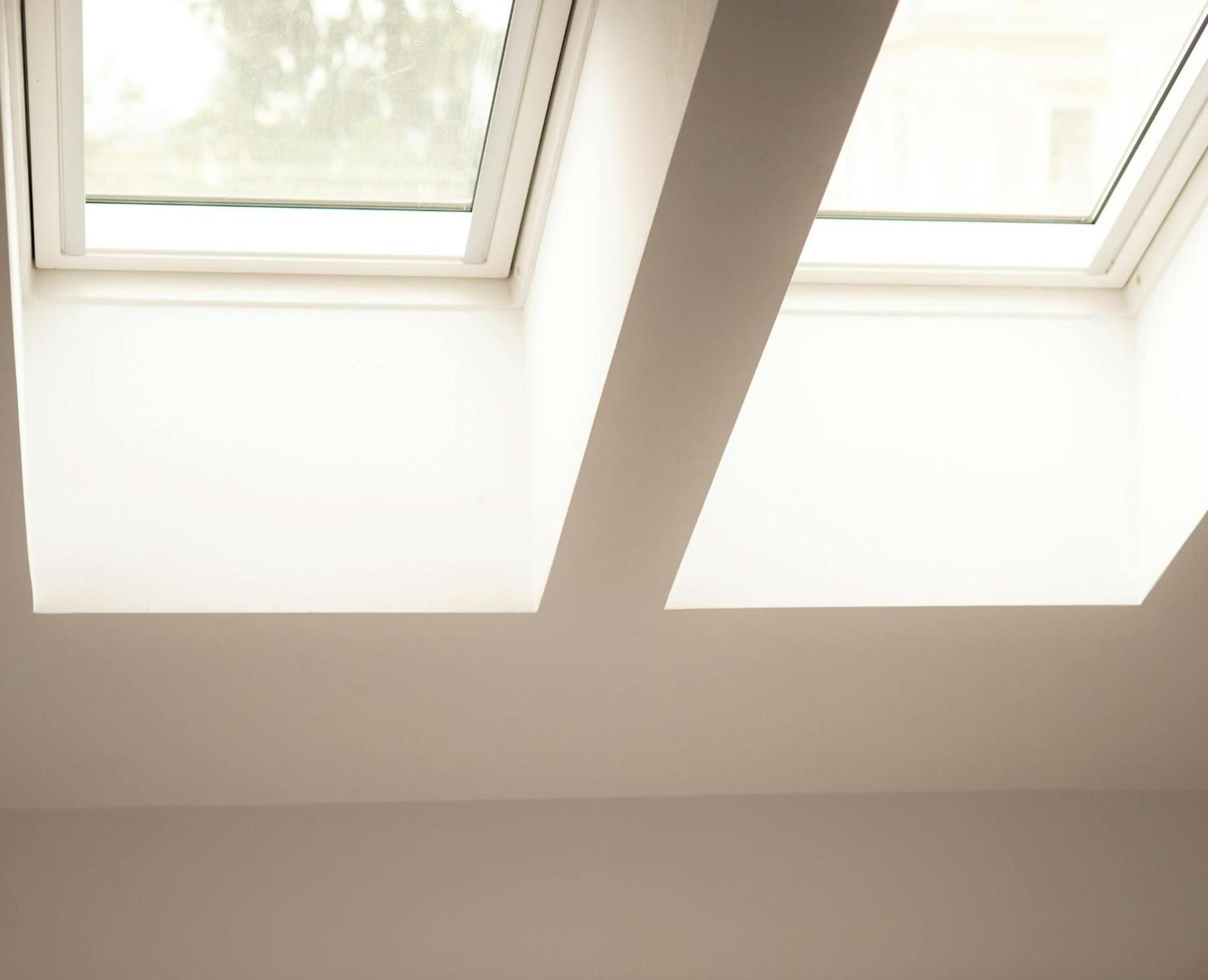 Skylight Room! Lucan Exterior photo